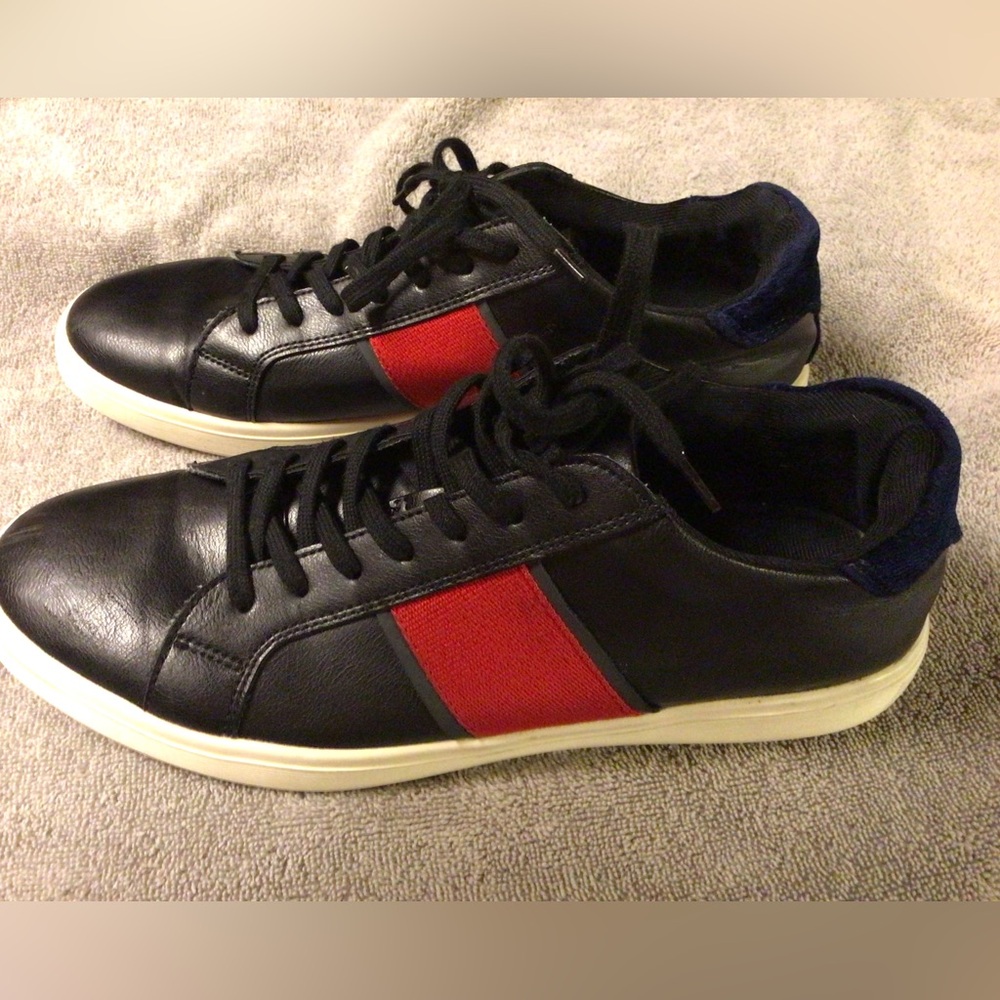 ALDO Black, Red, and Navy Men's Sneakers 9.5